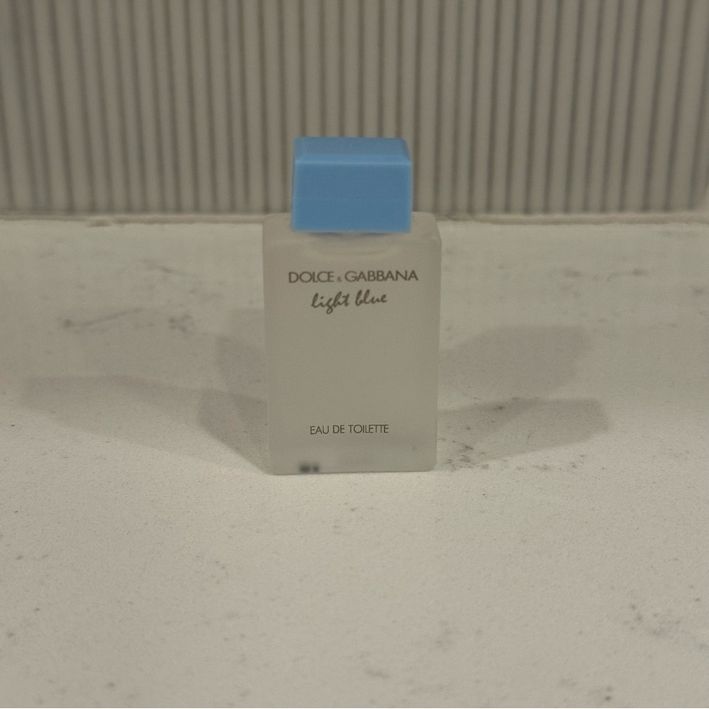 LIKE NEW Dolce & Gabbana Light Blue Mini Perfume